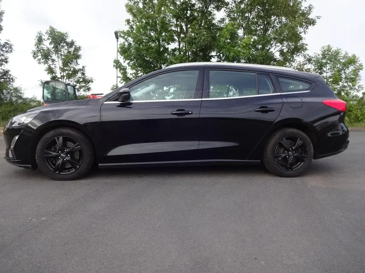 Używany Ford Focus 150 KM (110 kW) 2019 Czarny Kombi