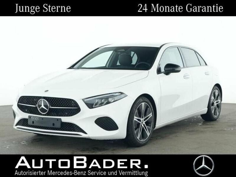 149 unilack polarweiß Gebraucht 2025 Mercedes A200 Limousine | 28.979 € (Guter Preis) - Bild 1/4