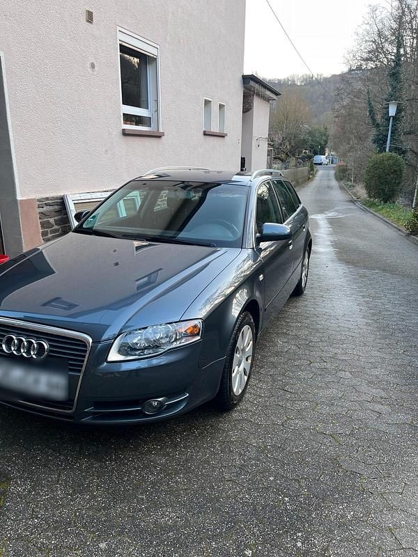 Gebraucht Audi A4 116 PS (85 kW) 2007 Grau Kombi