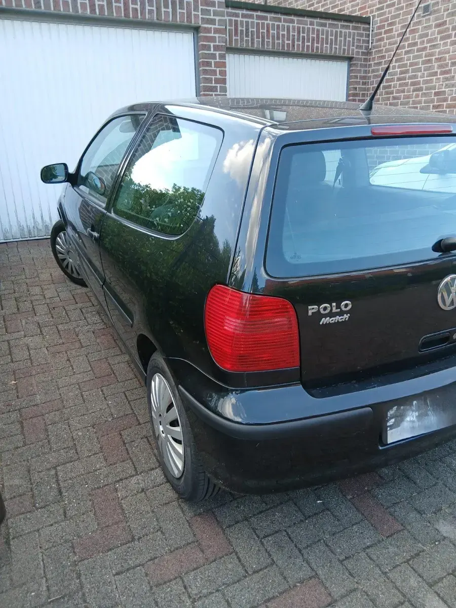 Gebraucht VW Polo Match 60 PS (44 kW) 2001 Schwarz Kleinwagen