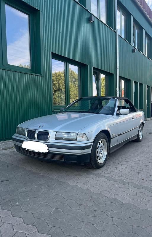 Silber Gebraucht 1999 BMW 318 Cabriolet Cabrio | 5.500 € (Superpreis) - Bild 1/4