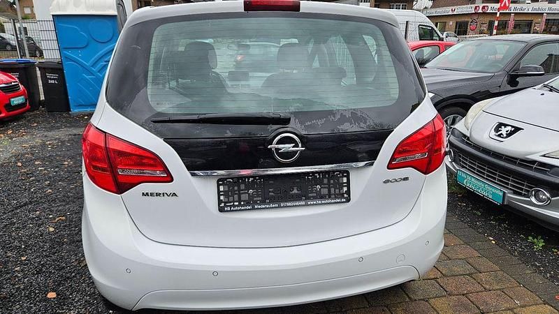Gebraucht Opel Meriva Edition 110 PS (80 kW) 2016 Weiß Van / Kleinbus