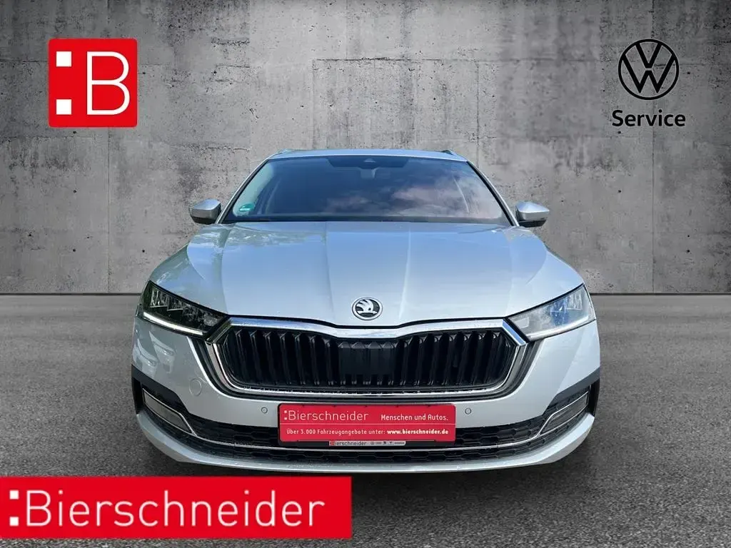 Gebraucht Skoda Octavia Style 150 PS (110 kW) 2022 Silber Kombi