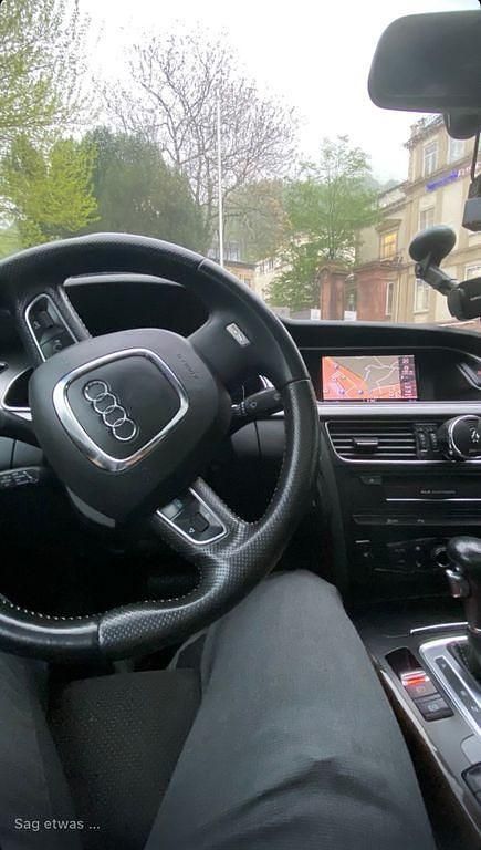 Gebraucht Audi A5 Sport 265 PS (194 kW) 2011 Blau Coupé