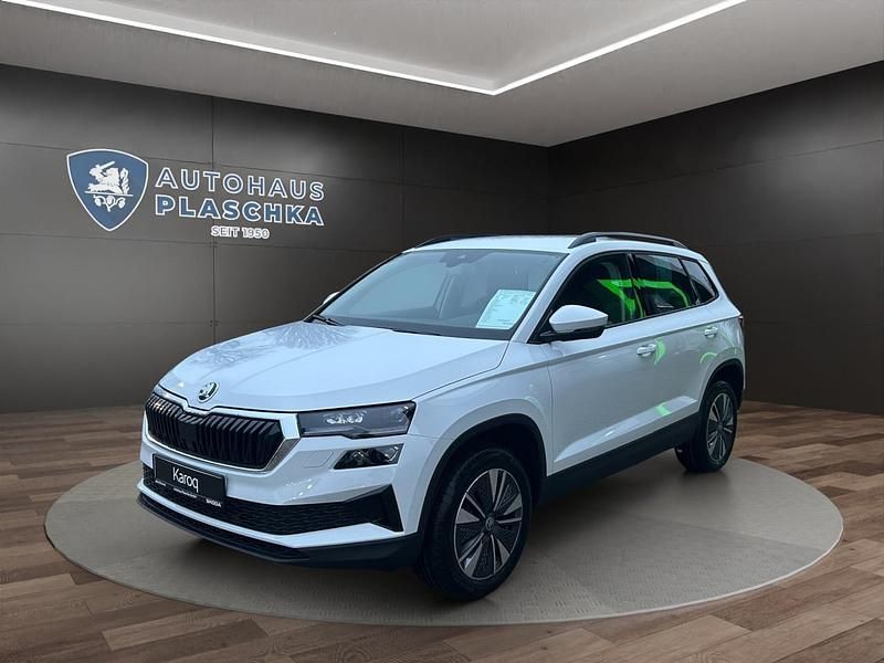 Moonweiß perleffekt Neu 2025 Skoda Karoq SUV | 46.310 € - Bild 1/4