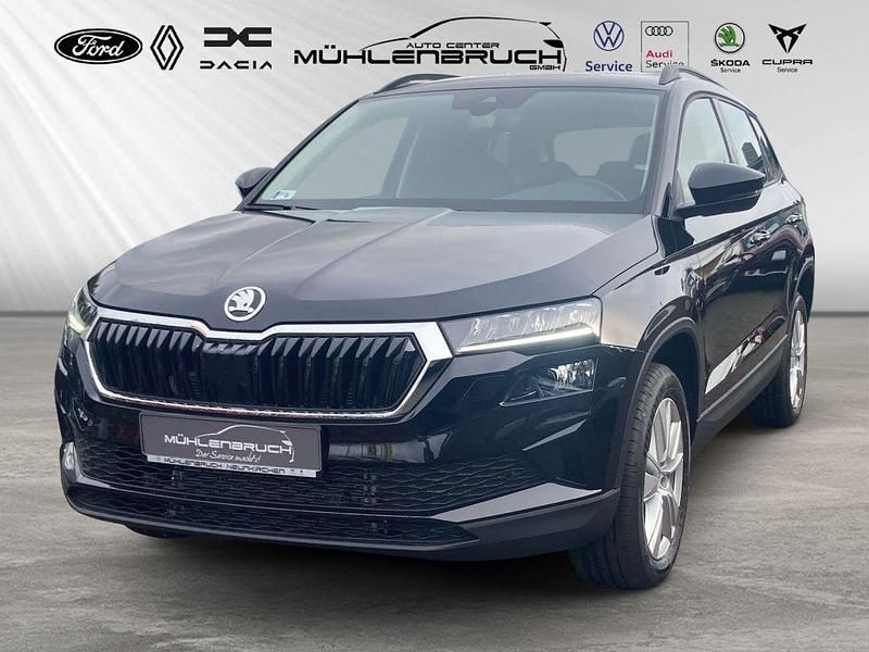 Grau Gebraucht 2025 Skoda Karoq Selection SUV | 31.897 € (Guter Preis) - Bild 1/4
