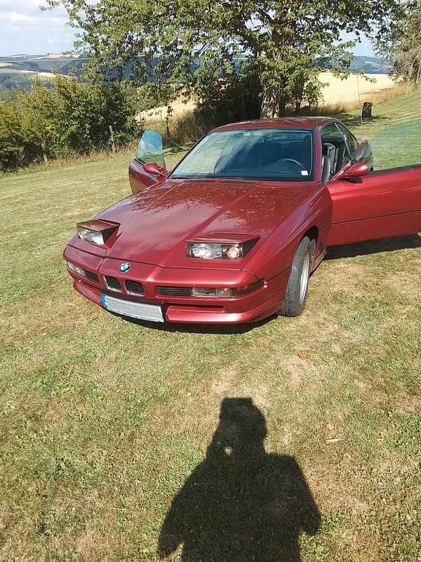 Rot Gebraucht 1991 BMW 850 Coupé | 24.900 € - Bild 1/4