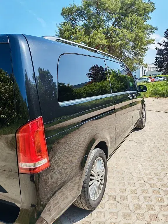 Gebraucht Mercedes V250 Avantgarde 190 PS (139 kW) 2019 Schwarz Van / Kleinbus