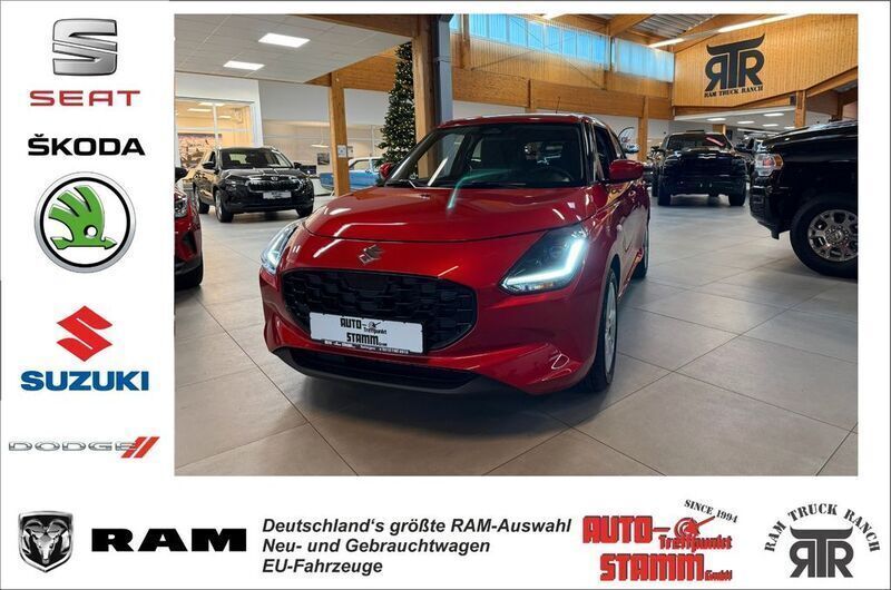 Burning red Gebraucht 2024 Suzuki Swift Comfort Kleinwagen | 19.900 € (Fairer Preis) - Bild 1/4