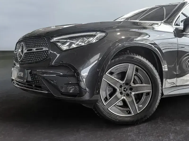 Gebraucht Mercedes GLC300 AMG 269 PS (197 kW) 2025 Grau graphitgrau SUV