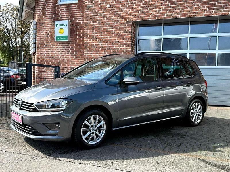 Indiumgrau metallic Gebraucht 2018 VW Golf Sportsvan Van / Kleinbus | 15.449 € (Fairer Preis) - Bild 1/4
