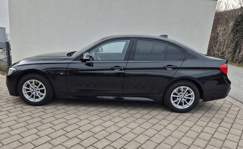Gebraucht BMW 320 M Sport 184 PS (135 kW) 2015 Schwarz Limousine