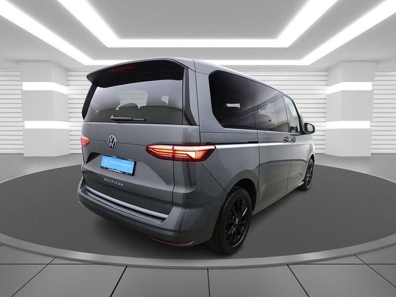 Neu VW Multivan Style 150 PS (110 kW) 2026 Indiumgrau (grey), metallic Van