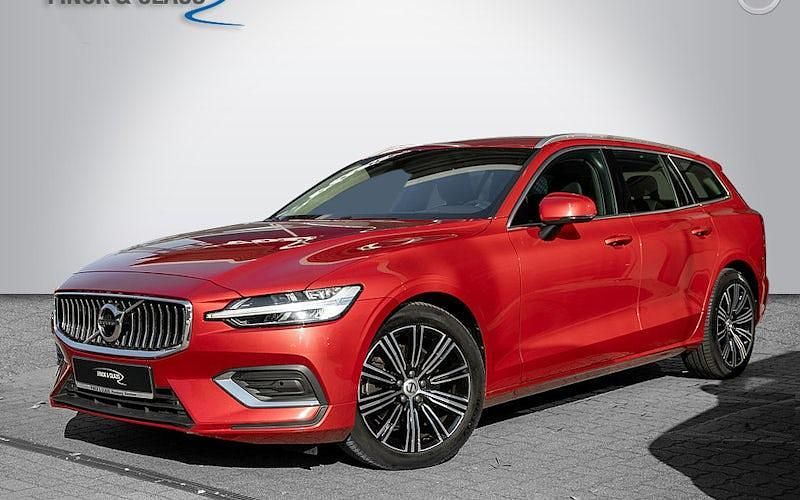 Rot Gebraucht 2021 Volvo V60 Inscription Kombi | 25.890 € (Fairer Preis) - Bild 1/4