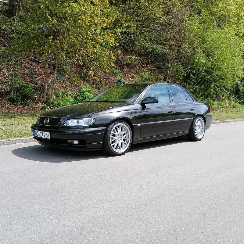 Gebraucht Opel Omega 170 PS (125 kW) 1999 Schwarz Limousine