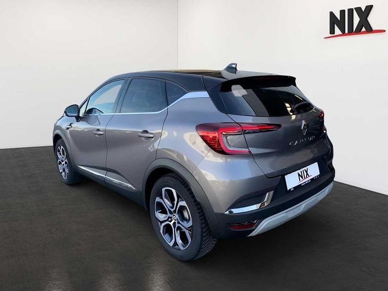Second-hand Renault Captur Techno 91 CP (66 kW) 2023 Gri SUV