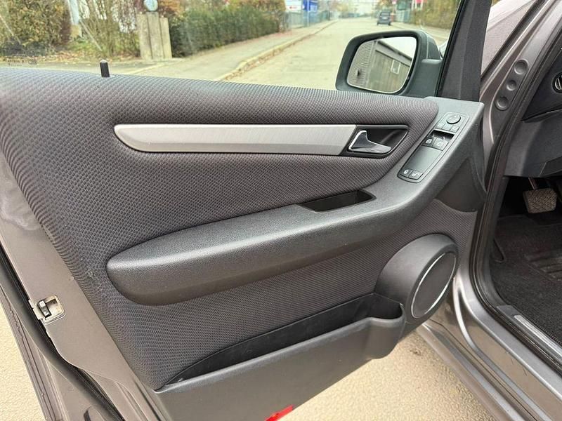 Gebraucht Mercedes A160 95 PS (69 kW) 2012 Grau Limousine