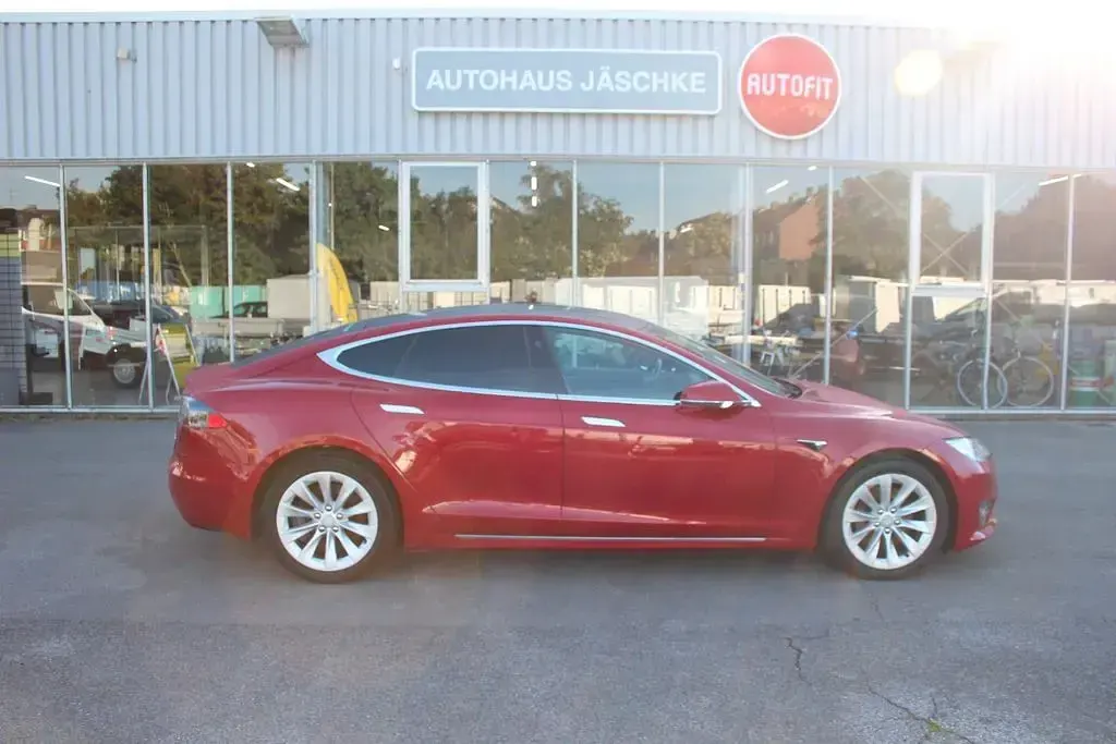 Gebraucht Tesla Model S 311 kW (423 PS) 2018 Rot Kleinwagen