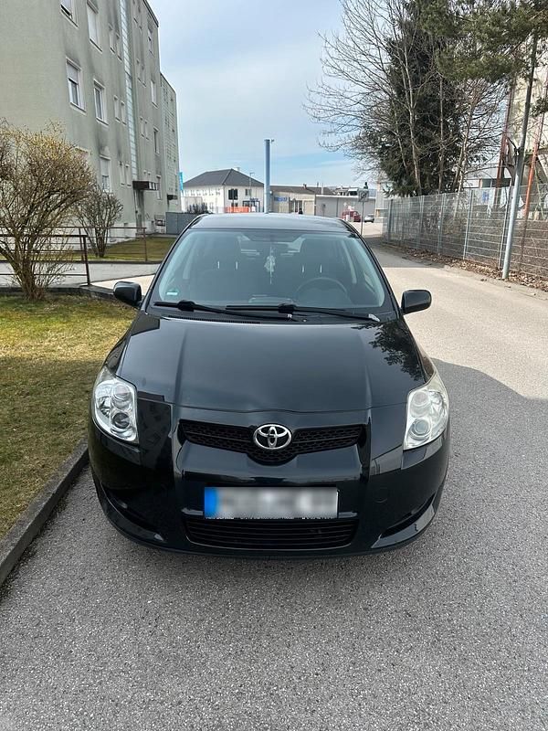 Gebraucht Toyota Auris 124 PS (91 kW) 2008 Schwarz Kleinwagen