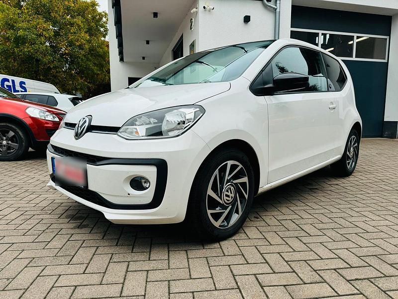 Weiß Gebraucht 2017 VW up! Edition Kleinwagen | 6.790 € (Fairer Preis) - Bild 1/4