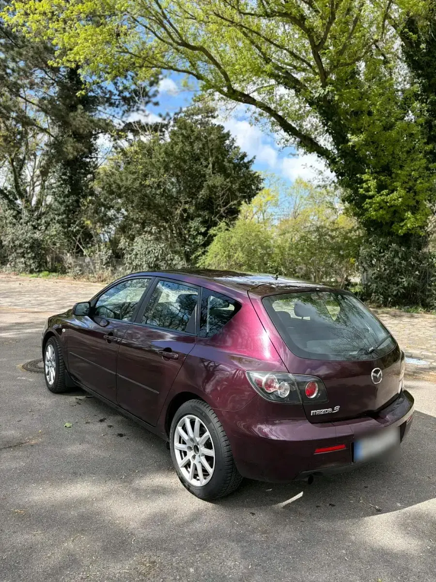 Gebraucht Mazda 3 100 PS (73 kW) 2007 Violet Kleinwagen