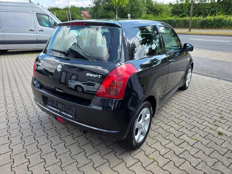 Gebraucht Suzuki Swift Comfort 92 PS (67 kW) 2007 Grau