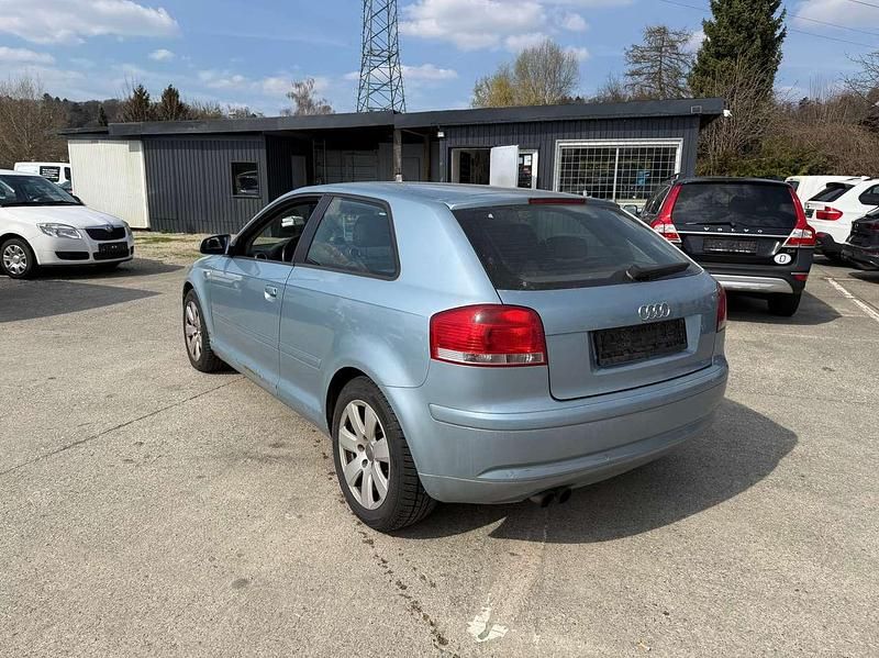 Gebraucht Audi A3 Ambition 150 PS (110 kW) 2004 Liquidblau metallic Kleinwagen
