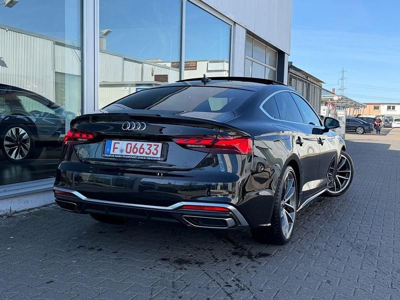 Gebraucht Audi A5 Sportback S-Line 204 PS (150 kW) 2022 Schwarz Kleinwagen