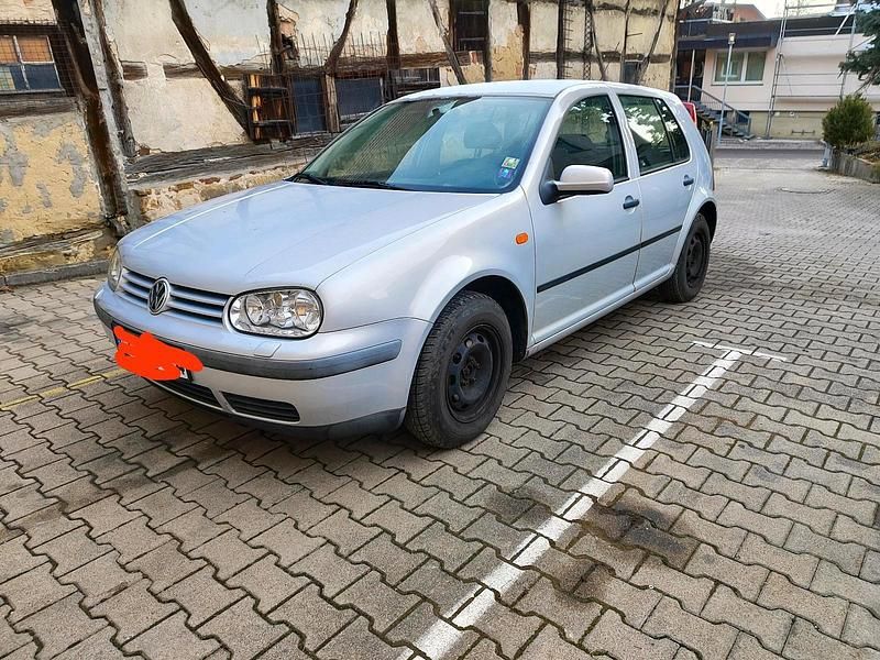 Silber Gebraucht 1998 VW Golf III Kleinwagen | 750 € - Bild 1/4