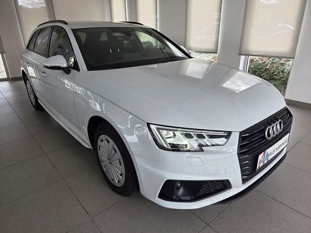 Gebraucht Audi A4 Sport 150 PS (110 kW) 2019 Weiß Kombi