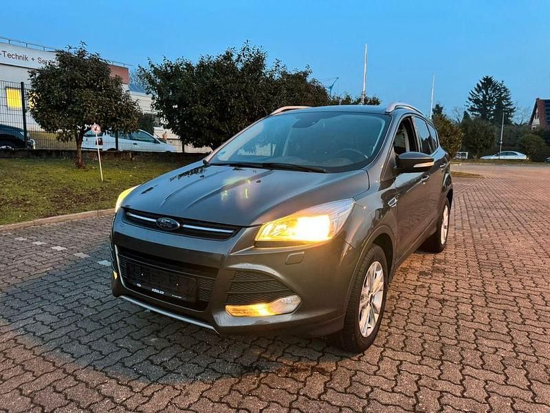 Gebraucht Ford Kuga SYNC Edition 150 PS (110 kW) 2015 Grau SUV
