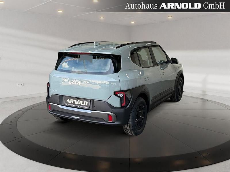Neu Kia EV2 Air 108 kW (147 PS) 2026 Grau SUV
