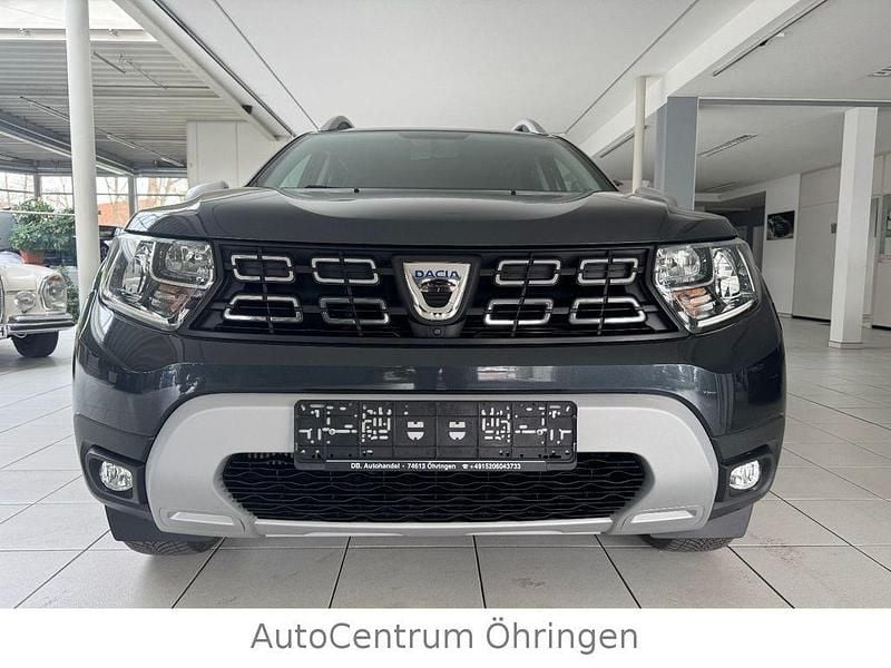 Gebraucht Dacia Duster Anniversary 131 PS (96 kW) 2019 Grau SUV