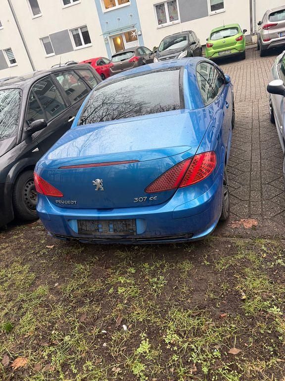 Gebraucht Peugeot 307 CC Tendance 136 PS (100 kW) 2005 Blau Cabrio