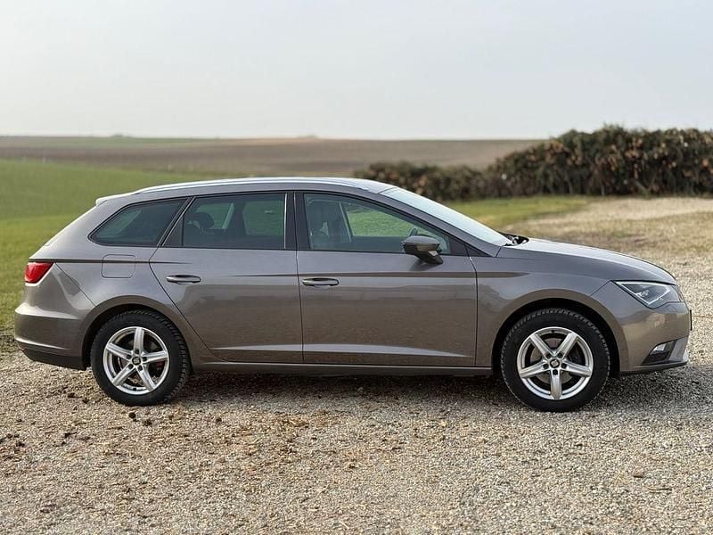 Gebraucht Seat Leon ST 4Drive 110 PS (80 kW) 2015 Grau Kombi