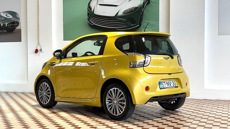 Gebraucht Aston Martin Cygnet 98 PS (72 kW) 2011 Gelb Kleinwagen