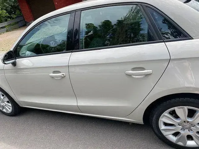 Gebraucht Audi A1 Sportback Sport 90 PS (66 kW) 2017 Beige Kleinwagen