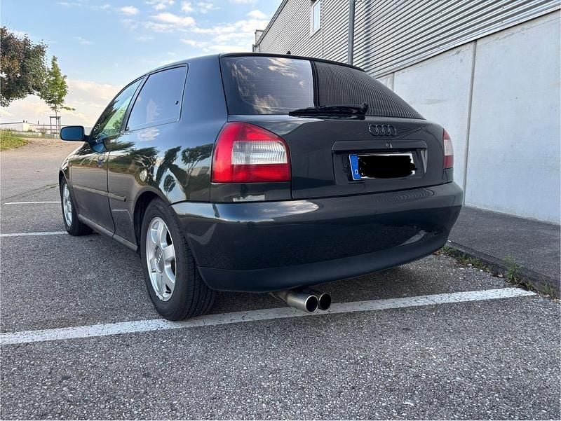 Schwarz Gebraucht 1997 Audi A3 Kleinwagen | 500 € (Superpreis) - Bild 1/4