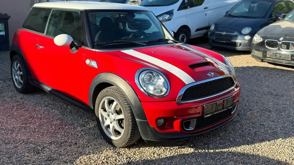 Gebraucht Mini Cooper S Coupé 184 PS (135 kW) 2012 Rot Coupé