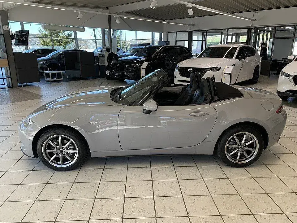 Ny Mazda MX5 Exclusive-Line 132 HK (97 kW) 2025 Grå Cabriolet