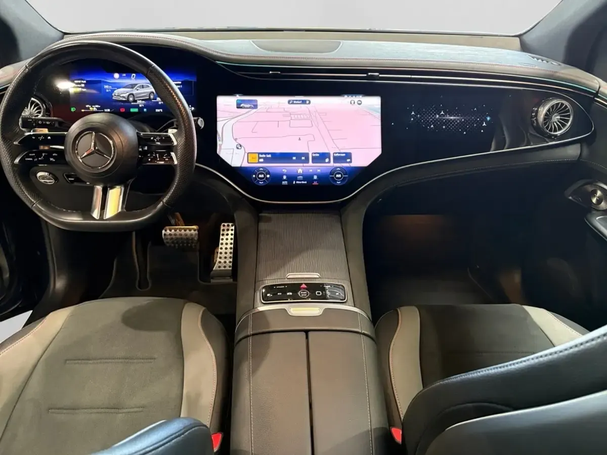 Gebraucht Mercedes EQE350 AMG 158 kW (215 PS) 2024 Blau SUV