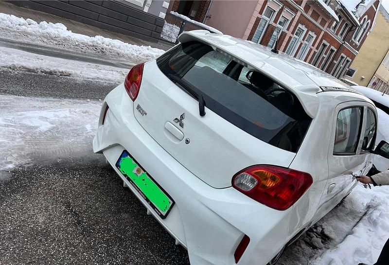 Gebraucht Mitsubishi Space Star 71 PS (52 kW) 2020 Weiß Kleinwagen