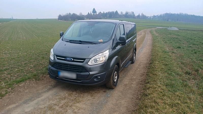 Gebraucht Ford Tourneo Custom 131 PS (96 kW) 2017 Grau Van