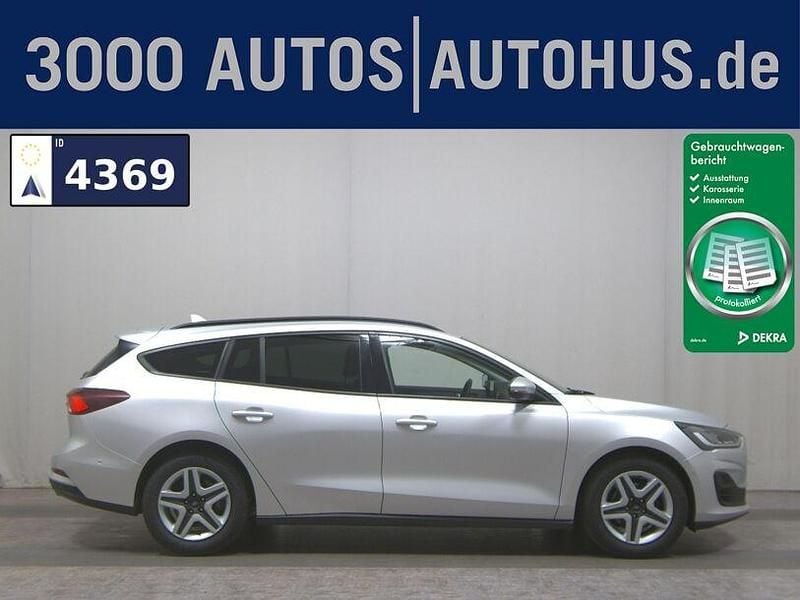 Silber Gebraucht 2022 Ford Focus Cool & Connect Kombi | 9.980 € (Superpreis) - Bild 1/4