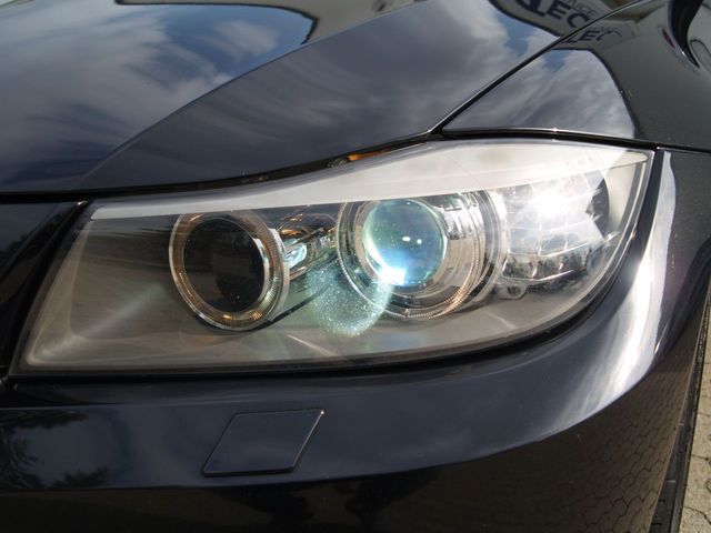 Gebraucht BMW 320 177 PS (130 kW) 2009 Schwarz metallic Kombi