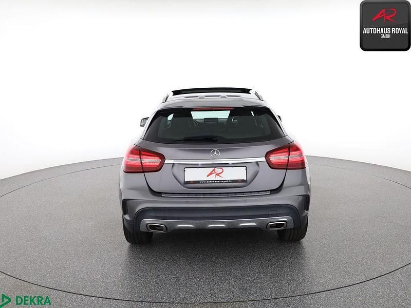 Gebraucht Mercedes GLA200 AMG 156 PS (114 kW) 2019 Mountaingrau SUV