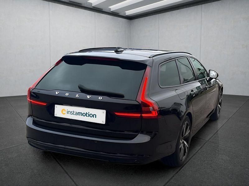 Gebraucht Volvo V90 235 PS (172 kW) 2022 Schwarz Kombi