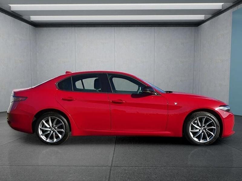 Gebraucht Alfa Romeo Giulia 280 PS (205 kW) 2023 Rot Limousine