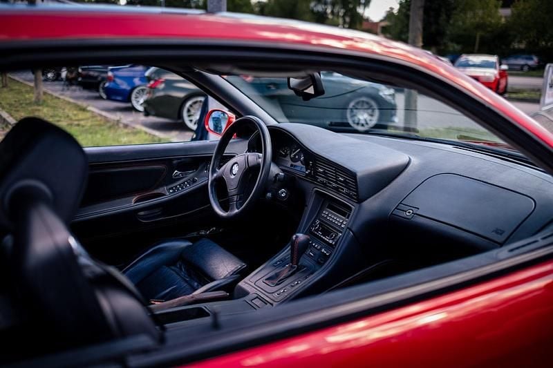 Gebraucht BMW 850 326 PS (239 kW) 1994 Rot Coupé