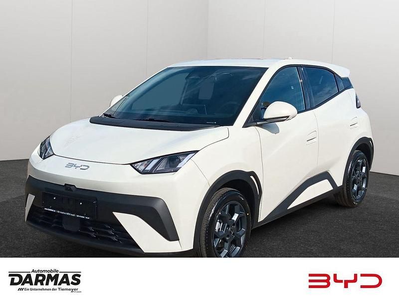 Weiß Neu 2025 BYD Dolphin Comfort Kleinwagen | 28.990 € (Etwas zu teuer) - Bild 1/4
